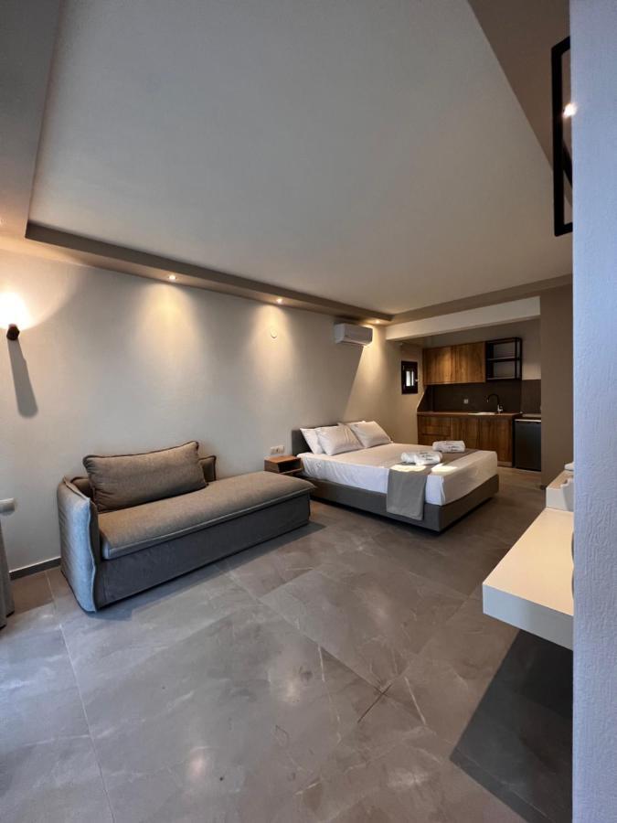 La Boheme Suites Szkála Potamiász Kültér fotó